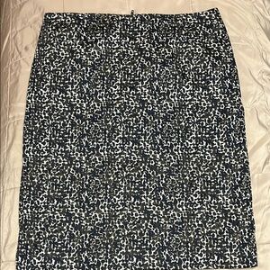 Ann Taylor Black and White Pencil Skirt Knee-Length